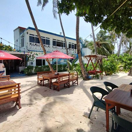 ホテル Batuta Maldives Surf View スルスドゥー エクステリア 写真