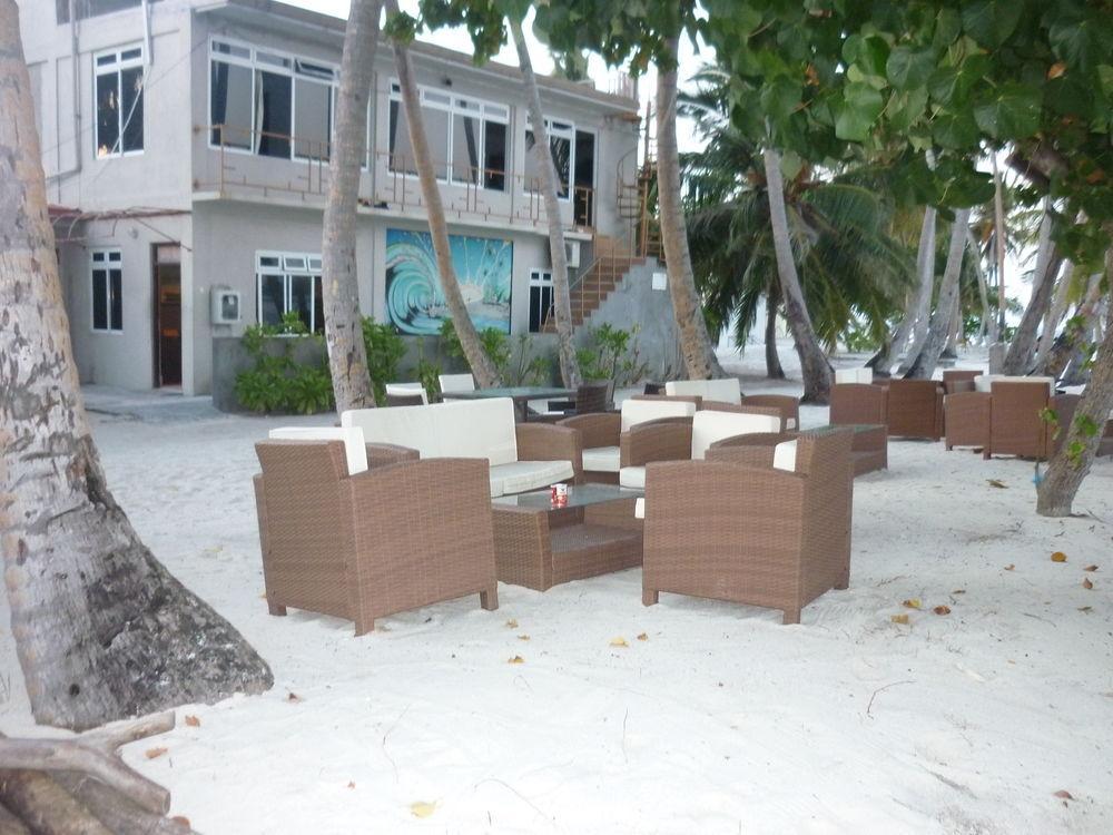 ホテル Batuta Maldives Surf View スルスドゥー エクステリア 写真