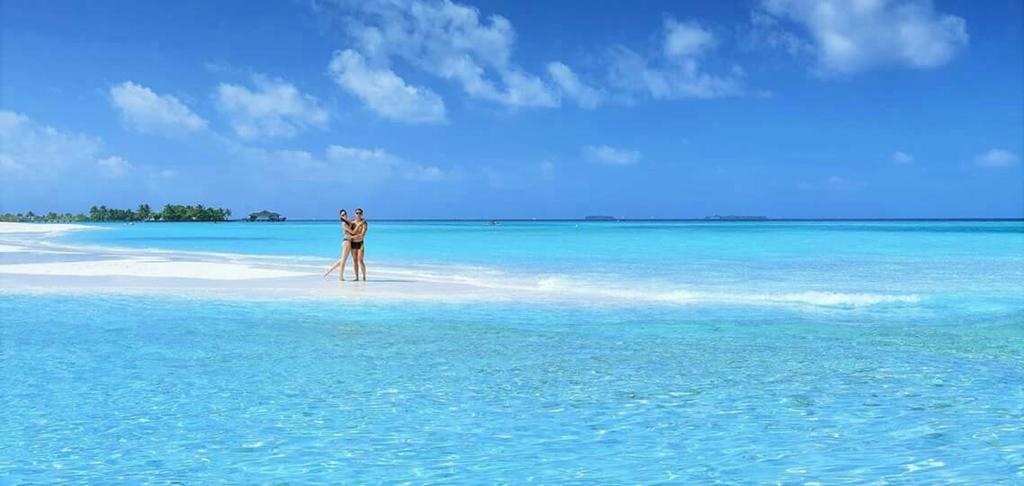 ホテル Batuta Maldives Surf View スルスドゥー エクステリア 写真